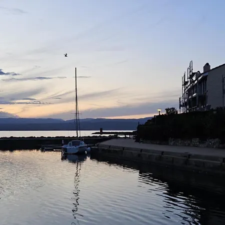 Dans Résidence Piscine Chauffée Apartamento *