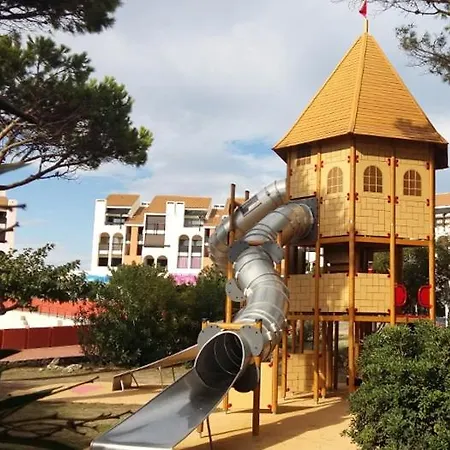 Dans Piscine Chauffee 公寓 乐巴凯尔斯