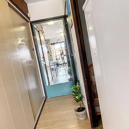 Dans Résidence Piscine Chauffée